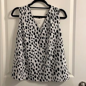 Cute and cool print tank top / suit liner